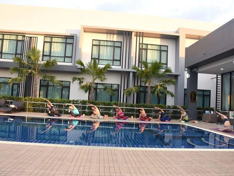 Eireann Boutique Hotel Prakhoncsaj Kültér fotó