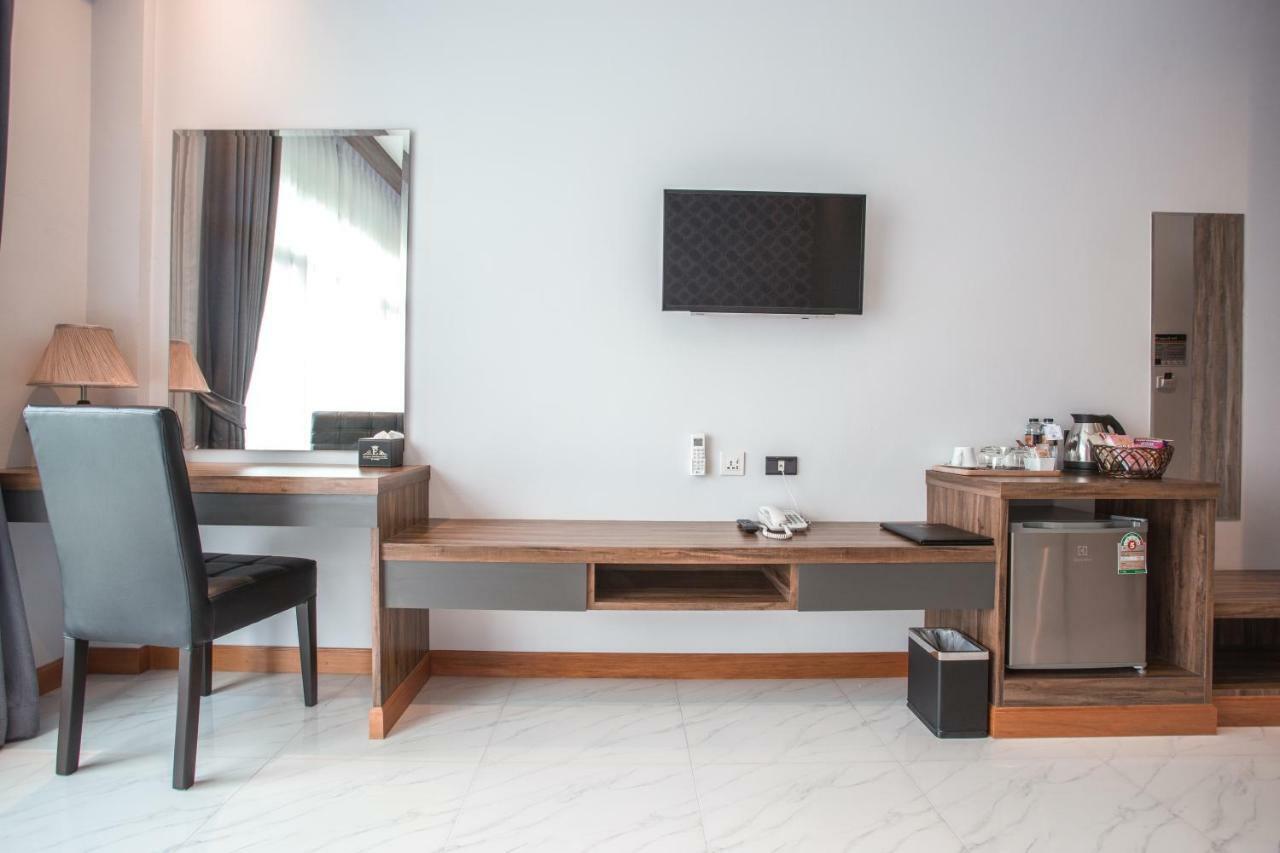 Eireann Boutique Hotel Prakhoncsaj Kültér fotó